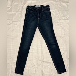 Hollister curvy- high rise jean jegging